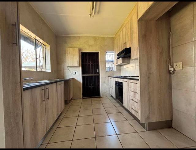 3 BEDROOM HOUSE FOR SALE IN DALPARK PROPER